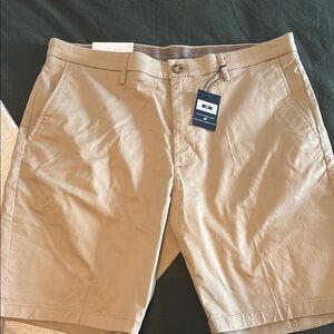 Men's Tan Shorts
